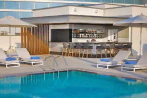 Doubletree By Hilton Abu Dhabi Yas Island Residences - Piscine