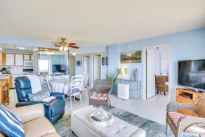 Ormond Beach Ocean-View Condo w/ Private Balcony! - Intérieur