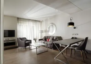 Holiday Suites - Chambre
