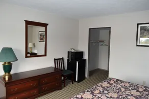 Countryside Inn - Room