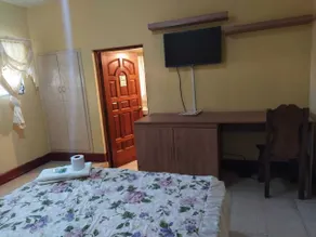Hotel Real Classic Inn - Room