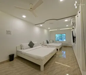 Privystays Jk's Private Villa - Rum