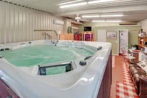 3 Mi to Dtwn: Wichita Falls Gem w/ Private Sauna! - Interiør