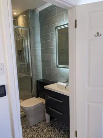 The Stables @ Higher Stancombe Farm - Bathroom