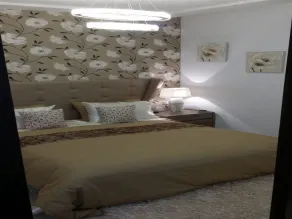 Beach Front Luxury Living Apartment - Zimmer