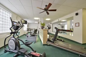 Genetti Hotel, SureStay Collection by Best Western - Salle de remise en forme