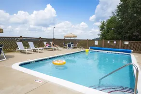 Lefevre Inn and Resort - Basseng