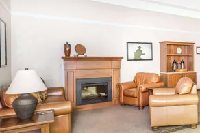 Super 8 by Wyndham Salina/Scenic Hills Area - Lobby