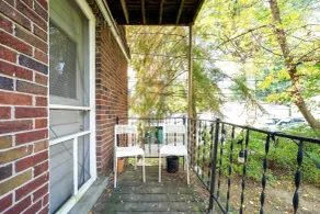 Ferndale Apartment w/ Yard - Near the Detroit Zoo! - Interior