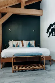 La Villa d'Hélène Chambre d'hôtes BnB - Cluses - Parking Voiture - Moto - Vélo - Room