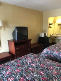 Travel Inn Lebanon Nashville Near I-40 - Chambre