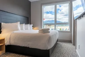 Basecamp Suites Revelstoke - Chambre