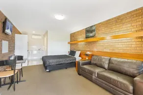 Allara Motor Lodge - Room