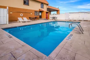 Quality Inn Clovis - Piscine