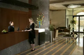 Al Ain Rotana - Reception