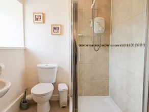 Twelve Oaks Farmhouse - Badezimmer