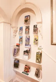 Anvershiel House - Hall