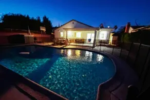 Hollywood Dream pool home & king beds - Pool