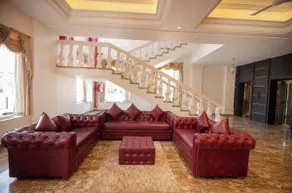 Hotel Utsav Square - Recepción