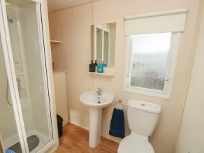 15 Rosewood - Bathroom