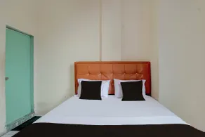 Hotel O Pekanbaru near Mall Ciputra Seraya formerly Lotus Inn - Room