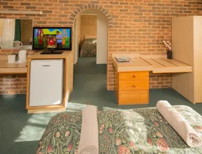 Settlers Motor Inn - Room