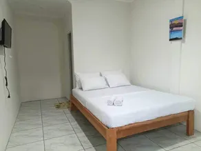 Hotel O 95063 Afifah Syariah Guest House Manado - Room