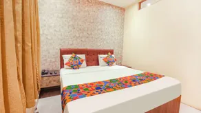 FabHotel MRV Inn - Rum