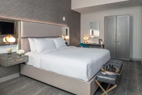 Tulsa Club Hotel, Curio Collection by Hilton - Room