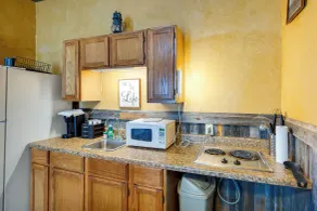 Reservoir Access: Pet-friendly Kerens Cabin! - Interiør