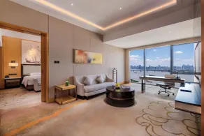 Hilton Wuhan Riverside - Room