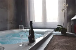 Place 24 Suites & Wellness - Spa
