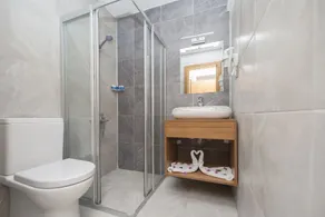 Amore Hotel Teki̇rova - Baño