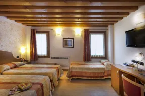 Albergo Antica Corte Marchesini - Rum