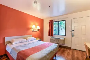 Motel 6-Pinole, CA - Chambre