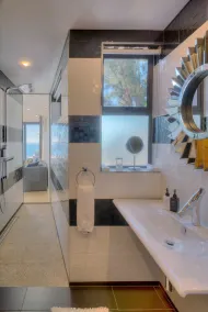 Sea Star Rocks Boutique Hotel - Bad