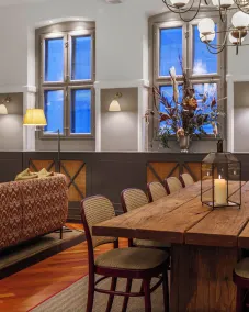 Hypernym Hotel & Suites - Restaurant