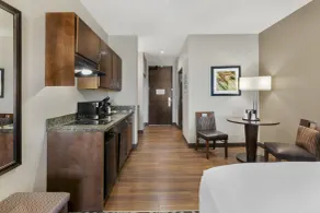 Best Western Plus Williston Hotel & Suites - Chambre