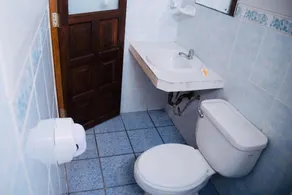Hotel JORGE CHAVEZ - Bathroom