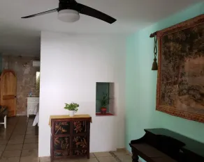 Linda Propiedad de 5 Habitaciones - Rom