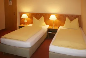 Hotel Sauerländer Hof Iserlohn - Room