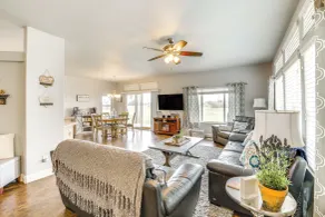 Walk to Colorado River: Needles Gem w/ Pool Access - Interior