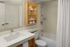 Delta Hotels by Marriott Whistler Village Suites - Salle de bain