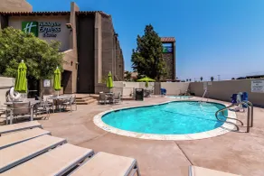 Holiday Inn Express & Suites Camarillo by IHG - Basseng
