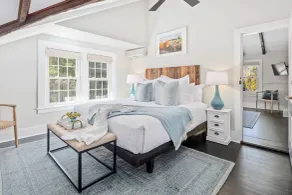 Lambert's Cove Inn & Resort - Room