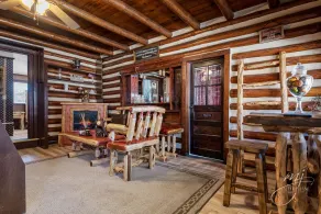 Log Cabin Inn - Salon du hall