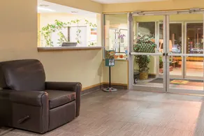 Super 8 by Wyndham Medina - Lobby