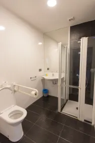 Central Roomss - Bathroom