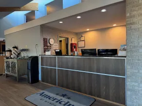AmericInn by Wyndham Rice Lake - Lobby