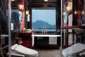 Orchid Premium Cruises - Casa de banho